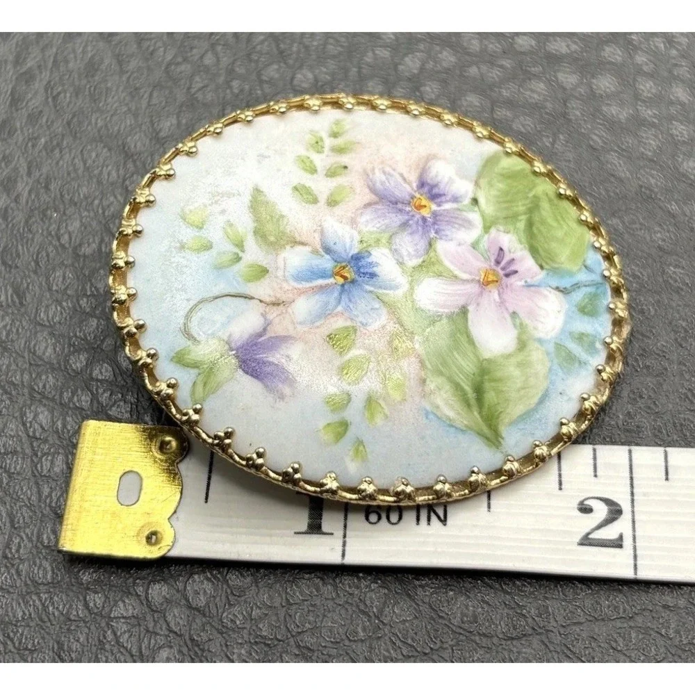 Vintage Hand Painted Porcelain Violet Pansy Flower Brooch Gold Tone